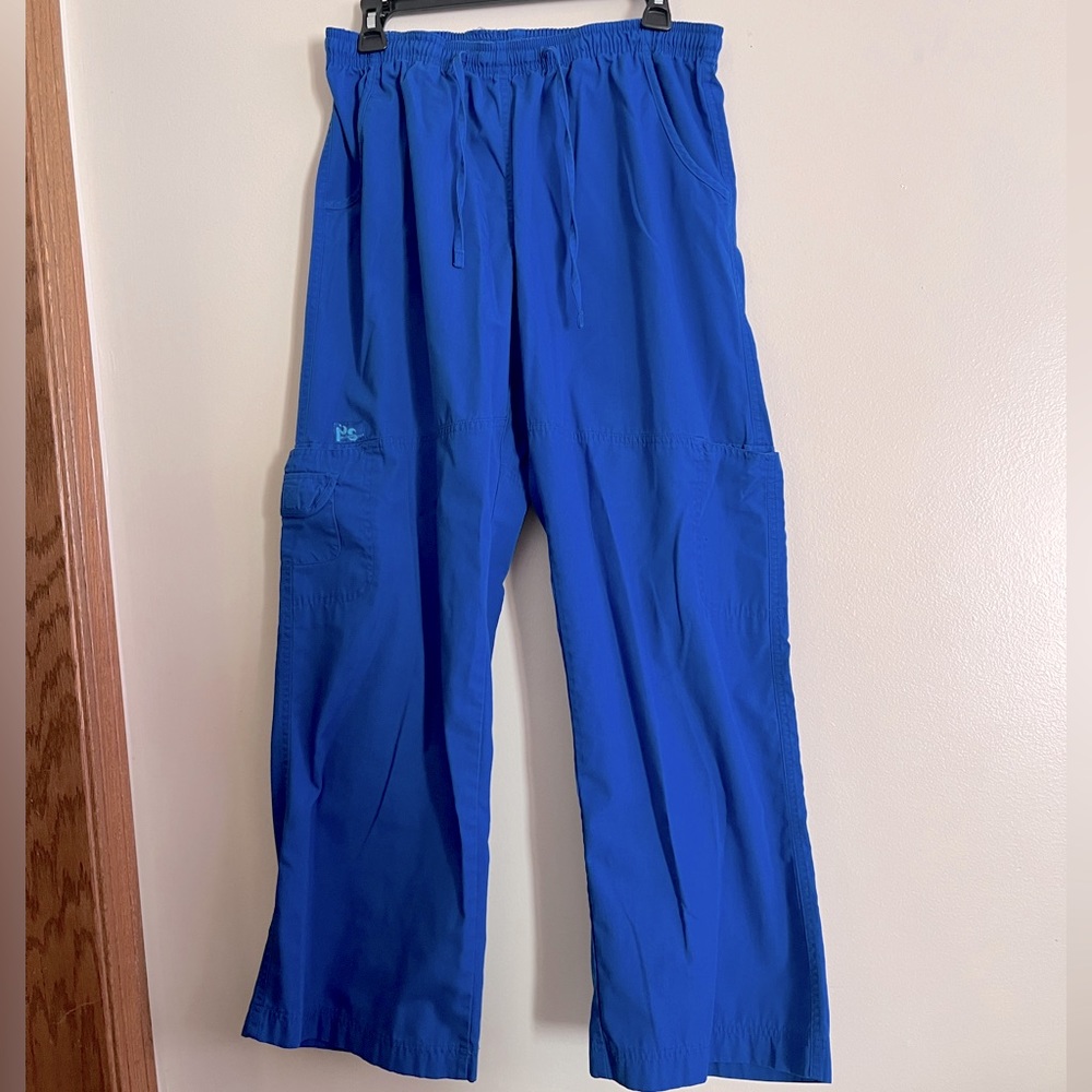 EUC Peaches Sport Scrub Pants